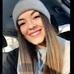 Meet your Posher, Laurence